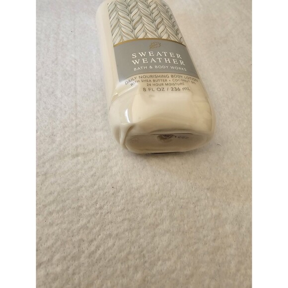 Bath and Body Work SWEATER WEATHER Body Lotion 8 fl oz / 236mL * NEW * - Picture 4 of 7